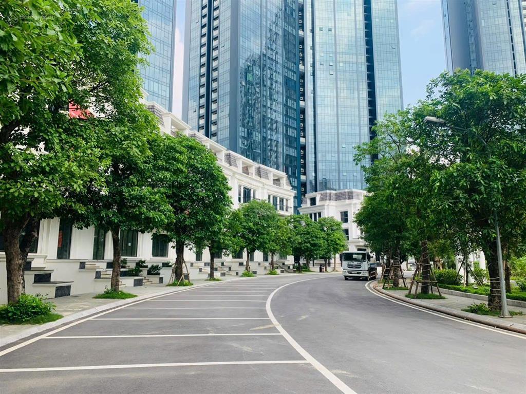 Bán biệt thự 5pn, 4wc ở sunshine city, bắc từ liêm, 420 triệu / m2, 228 m2, giá ưu đãi đẹp