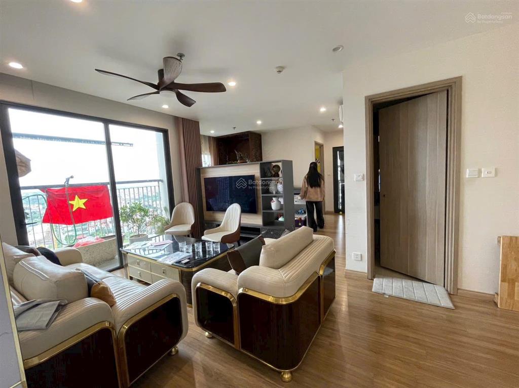 Cho thuê căn hộ chung cư 2pn, 2wc tại vinhomes ocean park gia lâm, 9 triệu, 65 m2