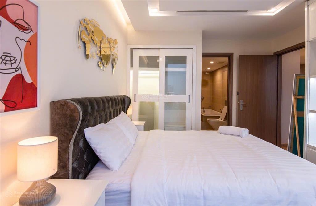 Cho thuê căn hộ 75m2, 28 triệu vnd tại vinhomes metropolis  liễu giai, phố liễu giai