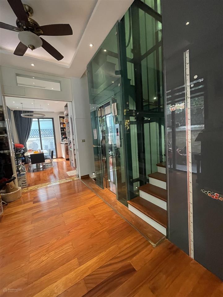 Bán bt vinhomes green bay mễ trì, 99 tỷ, 150m2, 7pn, 6wc, giá tốt hot!