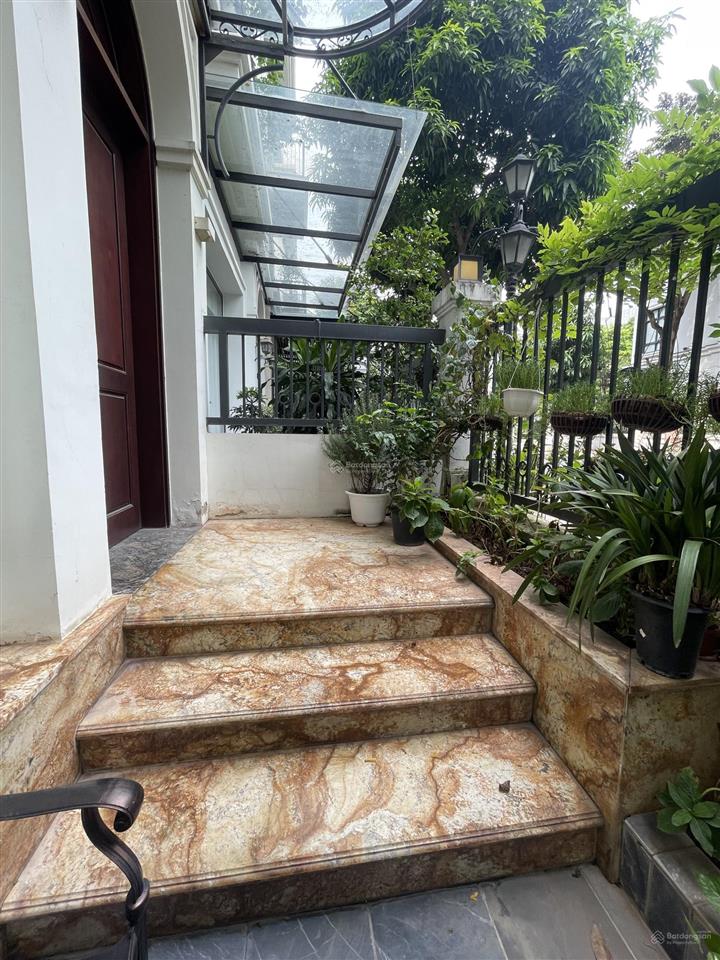 Bán bt vinhomes green bay mễ trì, 99 tỷ, 150m2, 7pn, 6wc, giá tốt hot!