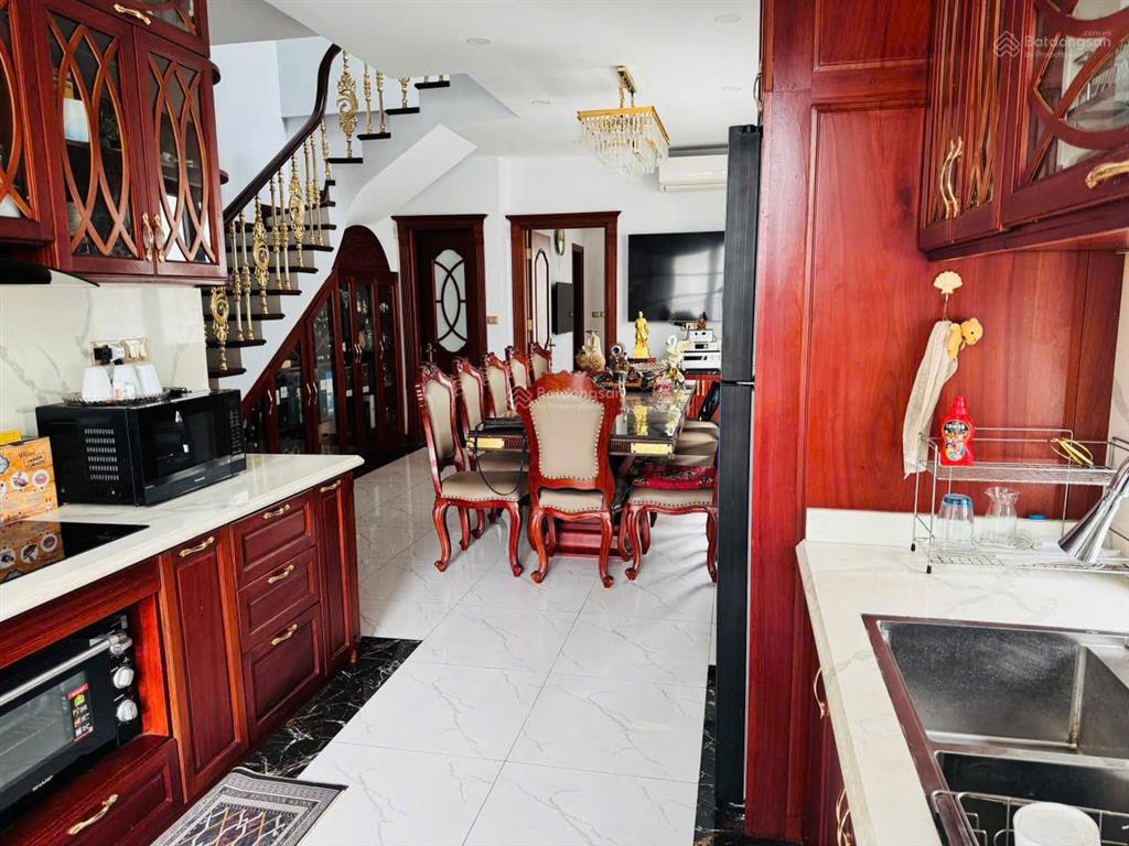 Chính chủ bán biệt thự song lập hải âu 02 full nội thất gỗ tự nhiên giá thu về 35 tỷ
