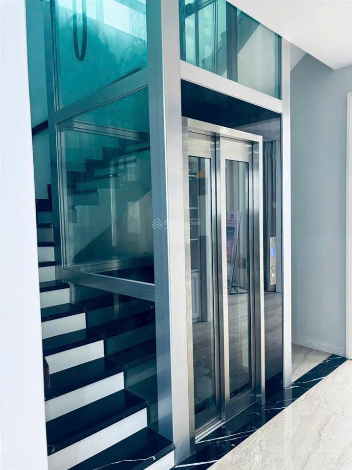Thuê nguyên căn biệt thự đơn lập đảo lớn ngọc trai tính ra chưa đến 3 triệu/ngày!