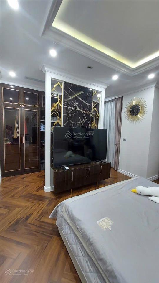Chính chủ bán siêu phẩm 127m cắt lỗ 4 tỷ thực sự nhà hoàn thiện full nội thất bán bằng giá thô!