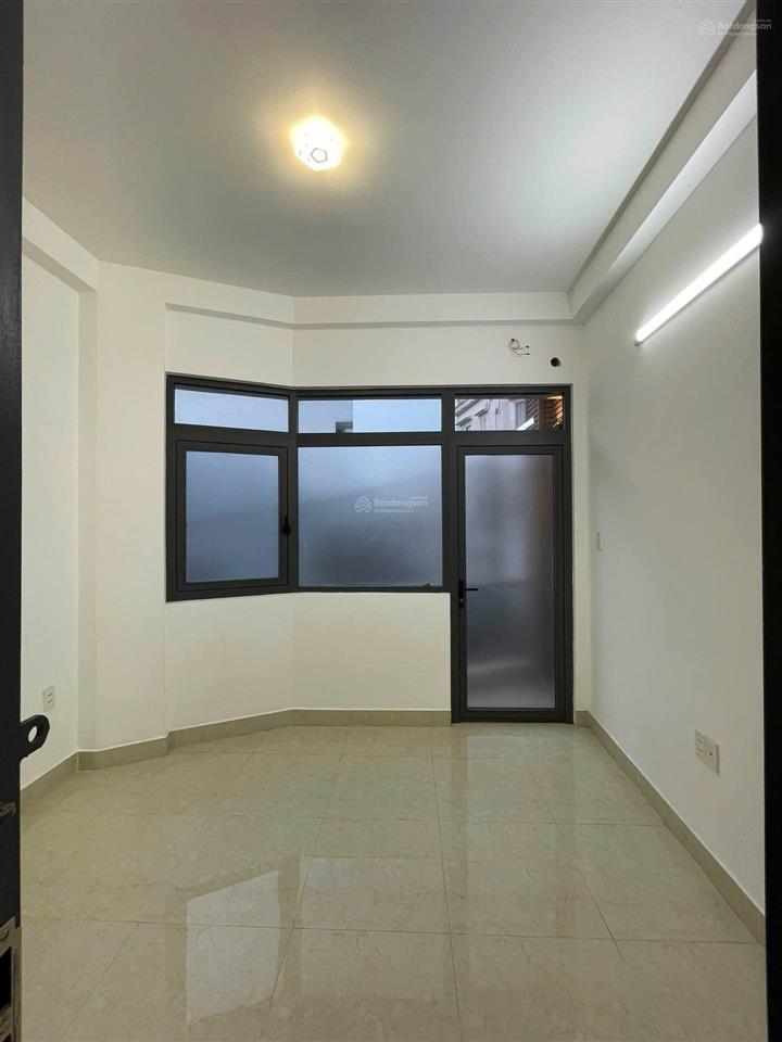 Nhà đẹp hẻm xe hơi ngay trung tâm q6, nhà mới xách vali vào ở, nhỉnh nhẹ xíu 5 tỷ