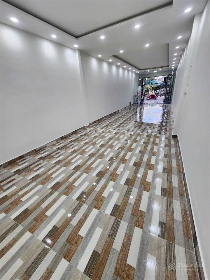 Mặt tiền quốc lộ 50 kinh doanh sầm uất ngày đêm vừa ở vừa khai thác dòng tiền