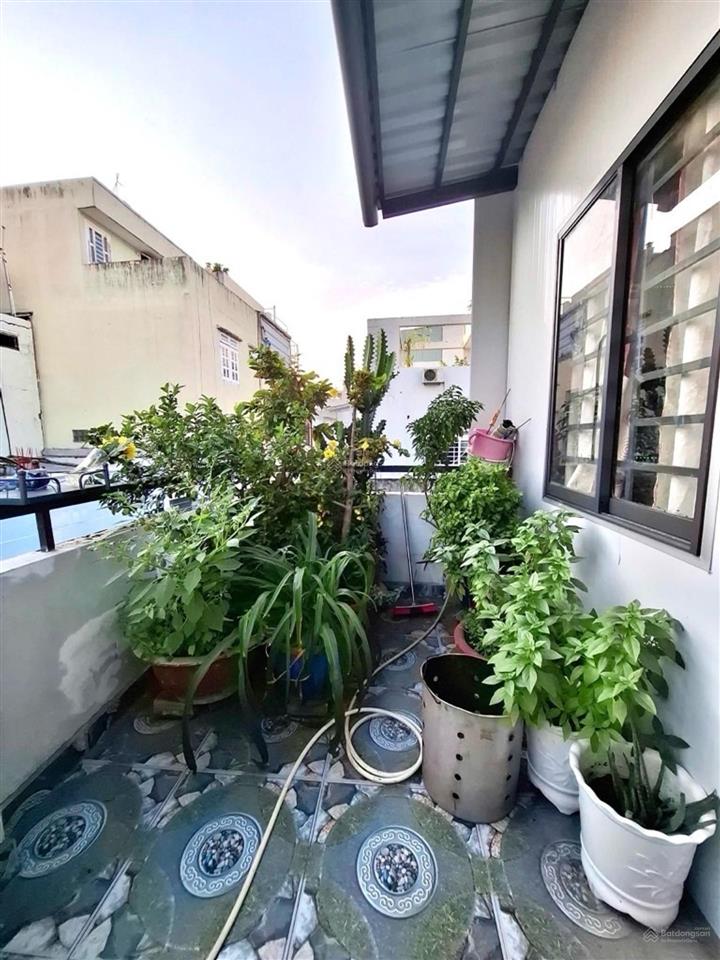 Không có căn thứ 2  hẻm xe hơi nguyễn văn của  sát cầu chà và  4 tầng btct  nở hậu  nhỉnh 6 tỷ