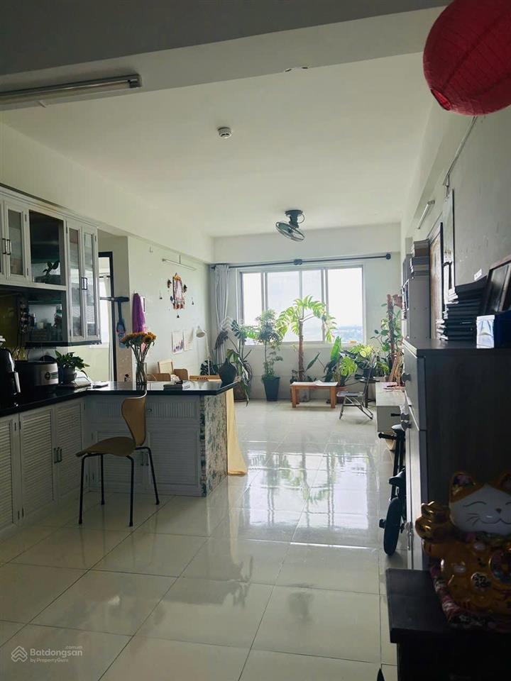 Hàng hiếm có 1 không 2  căn hộ 2 pn  có dòng tiền 7 tr/tháng chỉ 1.7 tỷ tl