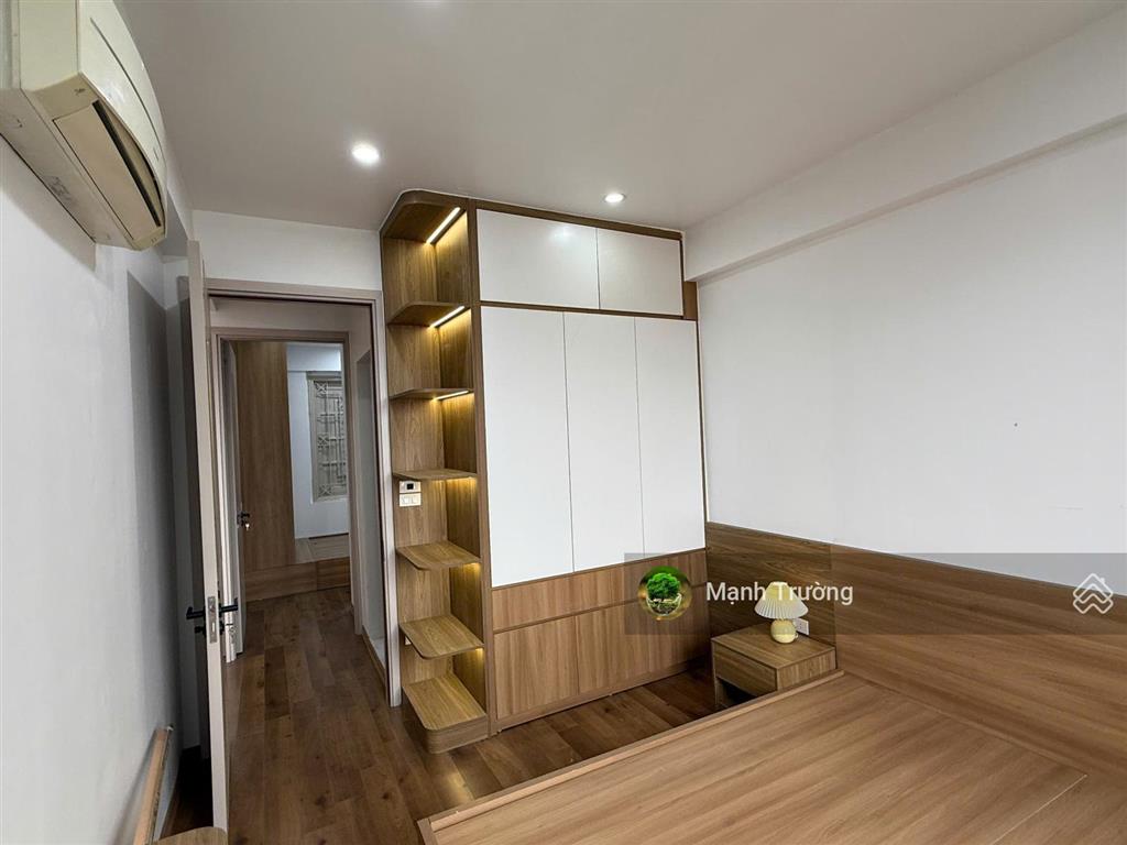 Chính chủ bán căn hộ 3 phòng ngủ, tầng 6 sổ đỏ chính chủ chung cư b9 đại kim