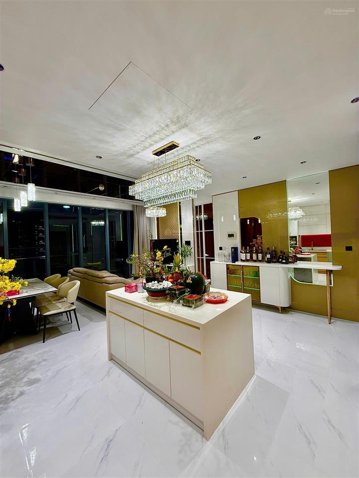 Chính chủ gửi bán căn 08 tòa silver house giá chỉ từ 17 tỷ. tầng cao thoáng 0937 986 ***