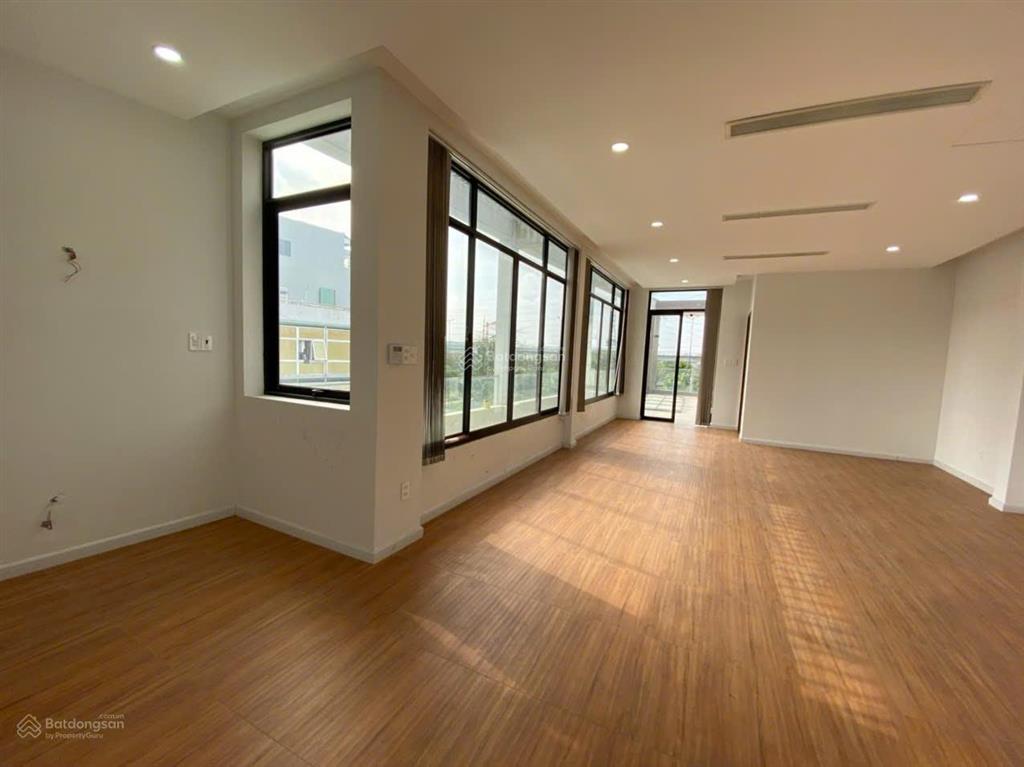Chính chủ gửi bán nhà 4 tầng ngay liên phường, liền kề the global city, an ninh 24/7, hỗ trợ vay