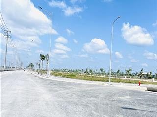 Hot nội bộ nền góc 2mt đường 60m, view công viên tttm, 3,5 tỷ