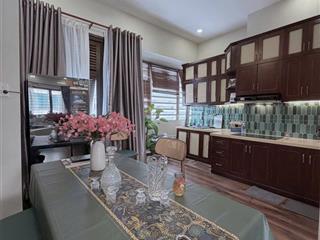 Mt đường quận 5, chủ cần bán gấp, dòng tiền 15tr/tháng, giá 4tỷ2, nhà đẹp, đầy đủ nội thất