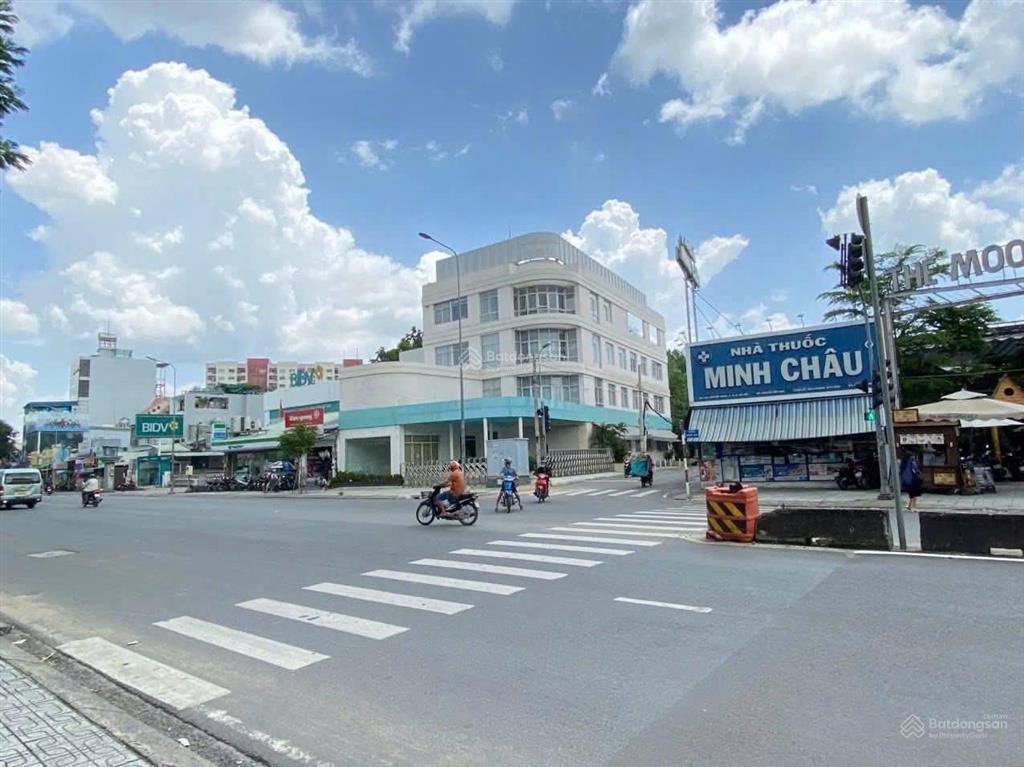 Chính chủ bán 4500m2 mt nguyễn oanh, 180triệu/m2, có sẵn tòa nhà vp, xd cao tầng, chung cư