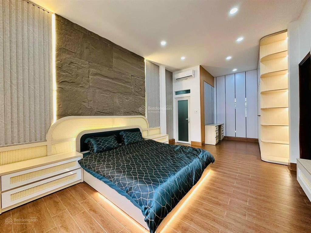 Bán nhà hẻm đẹp đường trần bình trọng phường 2 quận 5, dt 6x10m, trệt lửng 2 lầu st, giá 11.8 tỷ