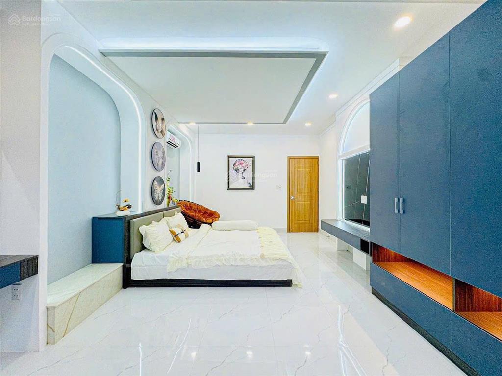 Bán nhà mặt tiền kinh doanh sư vạn hạnh ngay khách sạn windsor quận 5, dt 4x28m, 3 lầu, giá 30 tỷ