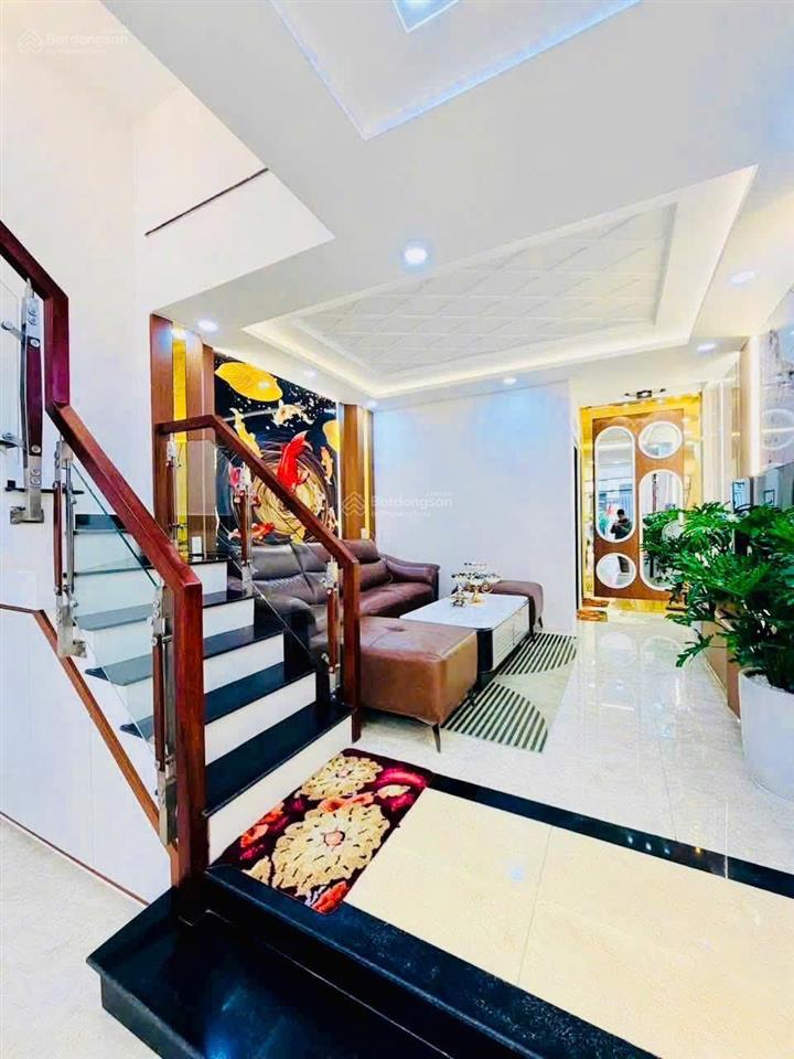 Bán nhà mặt tiền kinh doanh ngô gia tự quận 10, dt 3.6x12m, trệt lửng 5 lầu thang máy, giá 17.2 tỷ