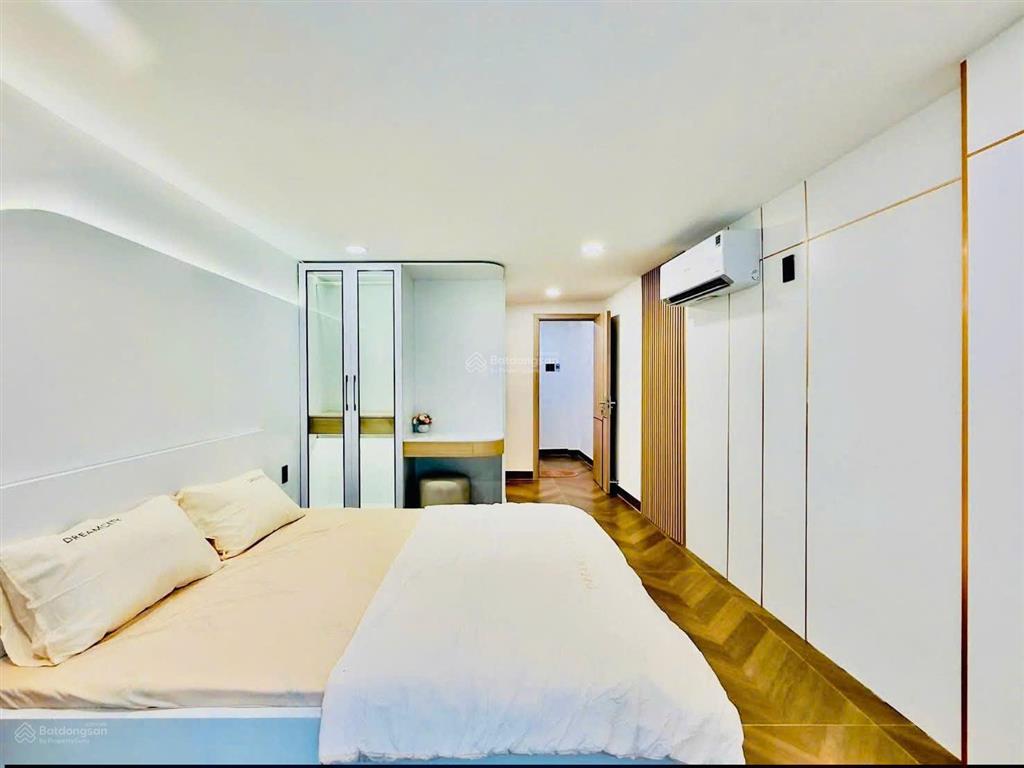 Bán nhà hẻm xe hơi 8m lý thái tổ, phường 10, quận 10, dt 5x20m, nở hậu 5.3m, cn 105m2, giá 14.5 tỷ