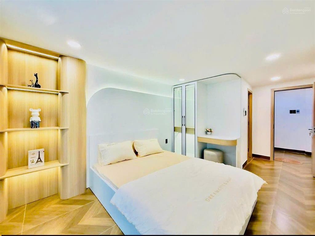 Bán nhà hẻm xe hơi 8m lý thái tổ, phường 10, quận 10, dt 5x20m, nở hậu 5.3m, cn 105m2, giá 14.5 tỷ