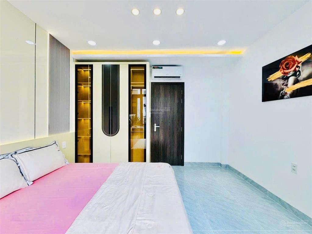Bán nhà mặt tiền kinh doanh trần phú ngay ngã 4 trần bình trọng quận 5, dt 4x11m, giá 8.4 tỷ