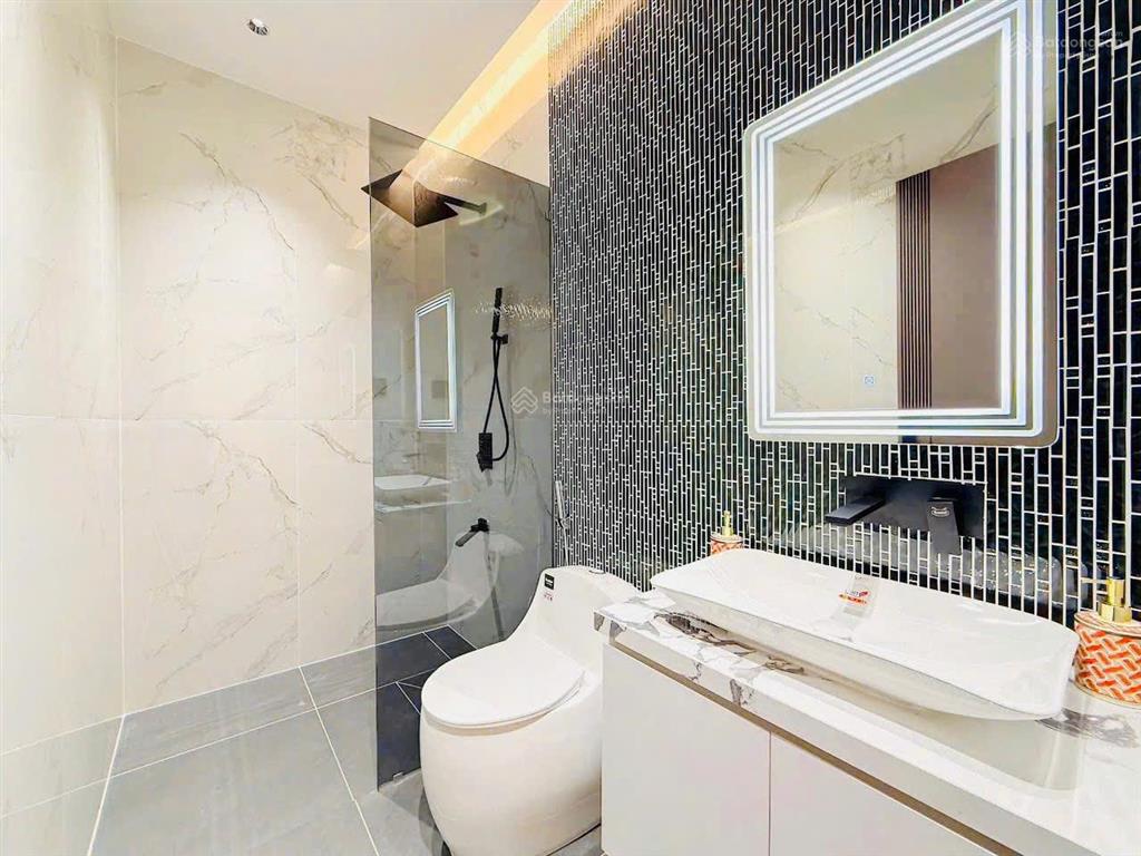 Bán nhà mặt tiền kinh doanh trần tuấn khải gần chợ hòa bình quận 5, dt 3x12m, 3 lầu, giá 8.5 tỷ