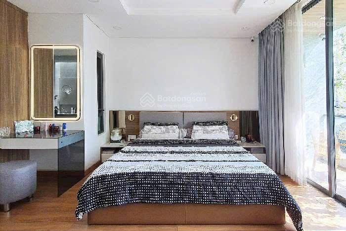 Bán np đẹp xuất sắc tại phạm văn bạch, 12 tỷ, 116m2, 4pn, 4wc