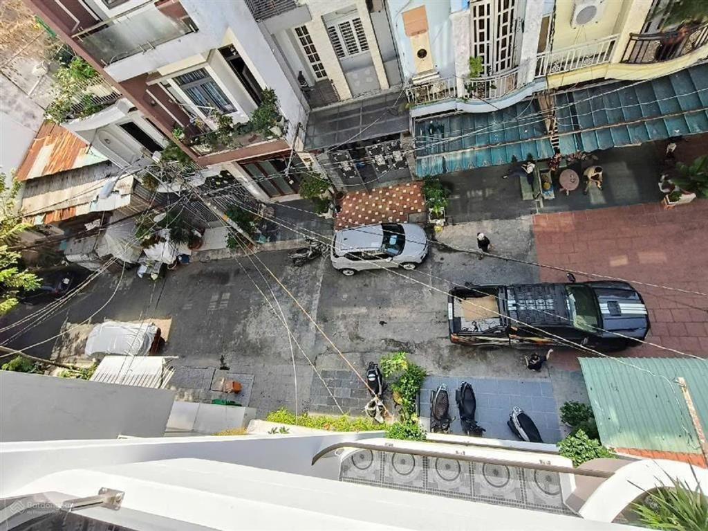 Siêu phẩm tân bình  ngay phan huy ích  gần sân bay  nhà đẹp  có thang máy
