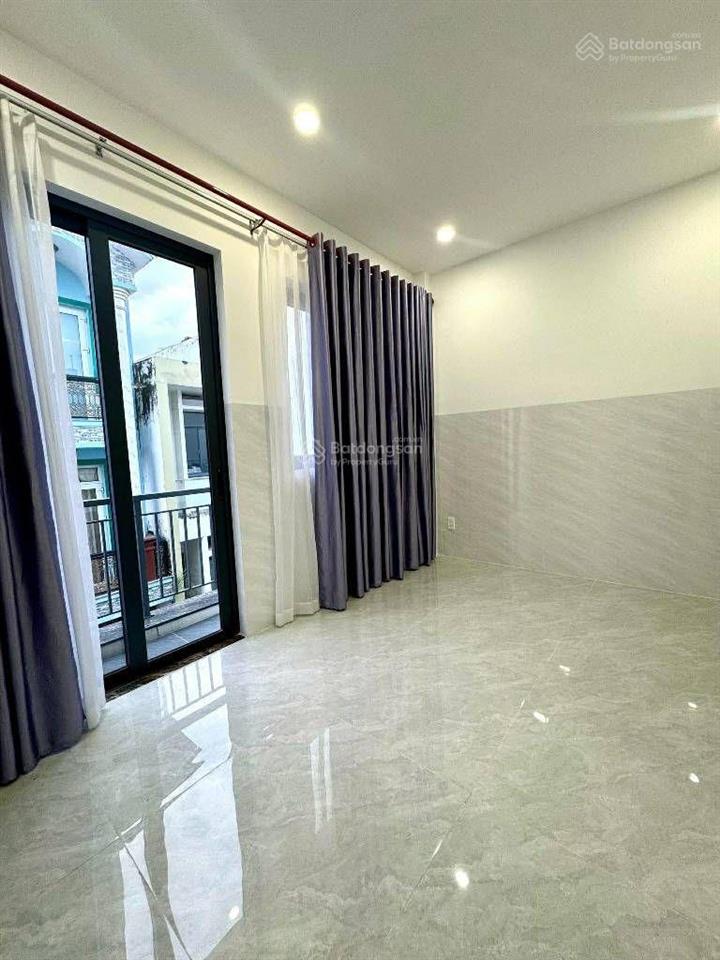 Xe hơi ngủ trong nhà phạm văn bạch  hẻm xe tải tránh  khu phân lô đồng bộ  60m²  4 tầng