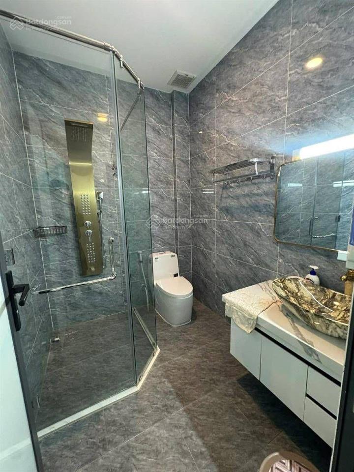 Xe hơi ngủ trong nhà phạm văn bạch  hẻm xe tải tránh  khu phân lô đồng bộ  60m²  4 tầng