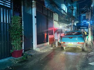 Bán tòa chdv 5 tầng tân bình  ngang 5.2m  doanh thu ~ 45tr/tháng  diện tích 103m2