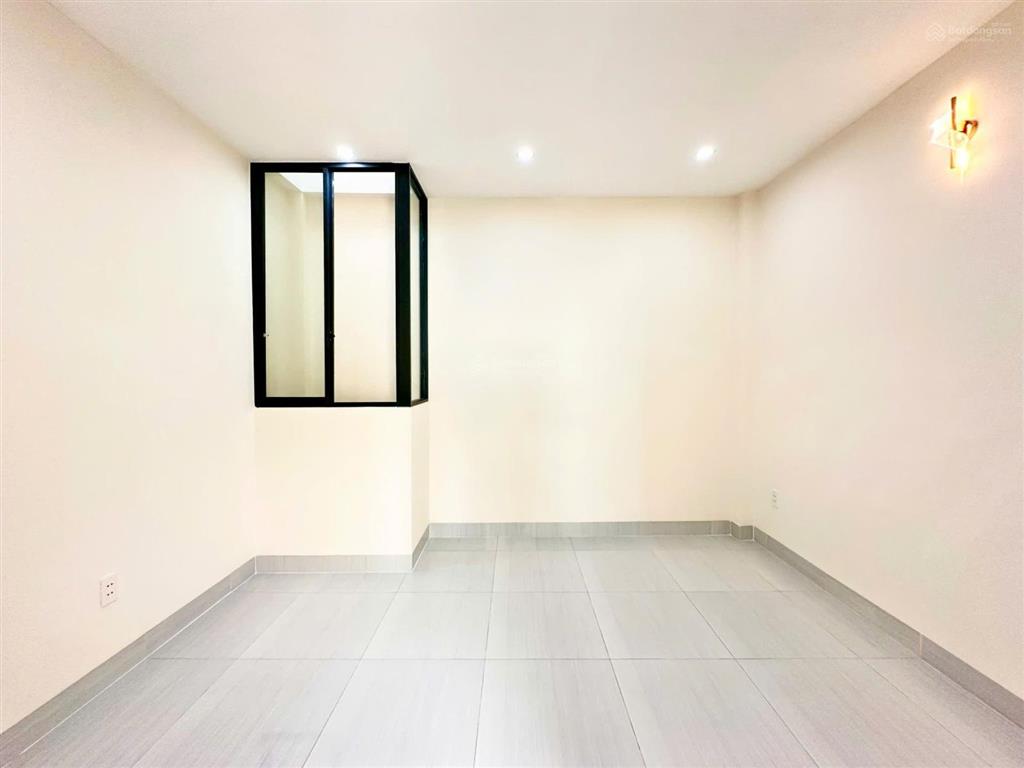Bán nhà 3 tầng dt 4x13m, hẻm 4m đường dương thị mười, giá 4.95 tỷ