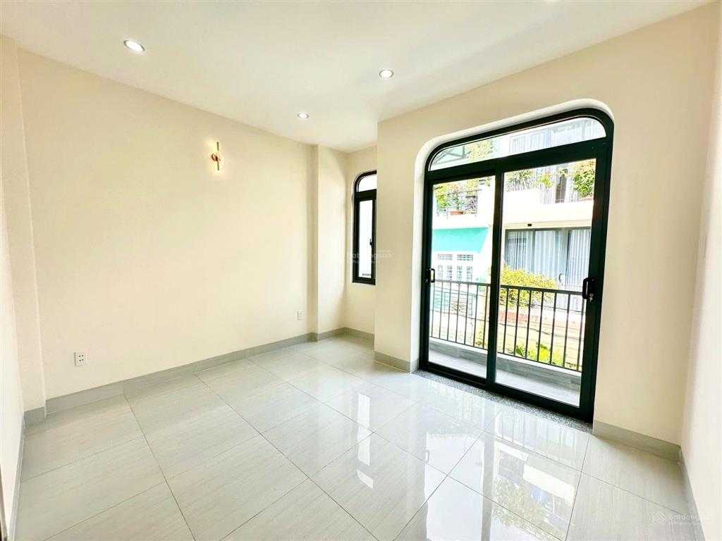 Bán nhà 3 tầng dt 4x13m, hẻm 4m đường dương thị mười, giá 4.95 tỷ