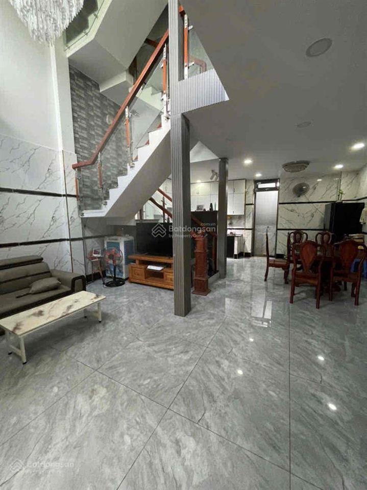 Bán nhà 3 tầng hẻm 8m trung mỹ tây 13, dt 6x13m, giá 5,69 tỷ