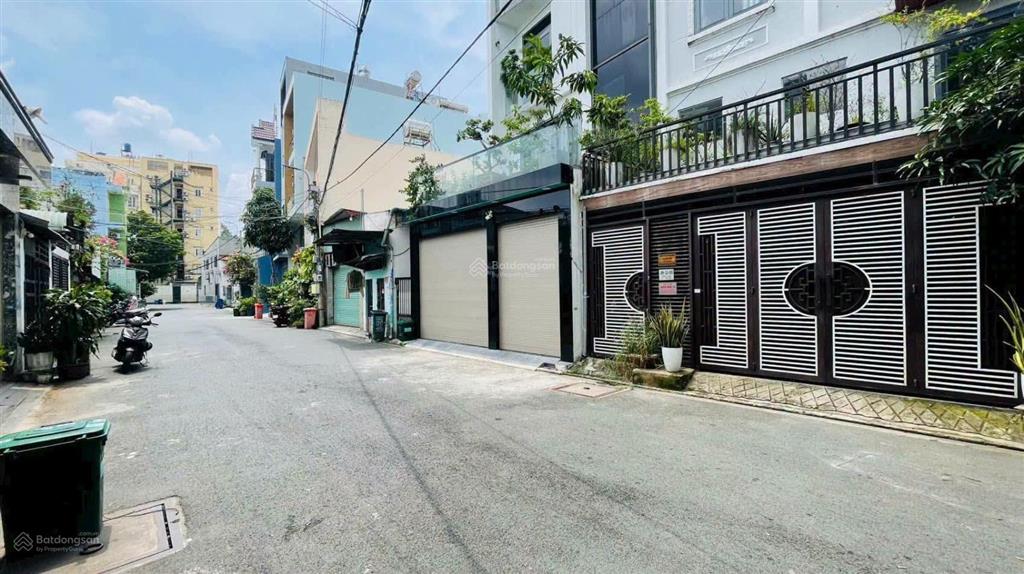 Bán nhà 3 tầng hẻm 8m trung mỹ tây 13, dt 6x13m, giá 5,69 tỷ