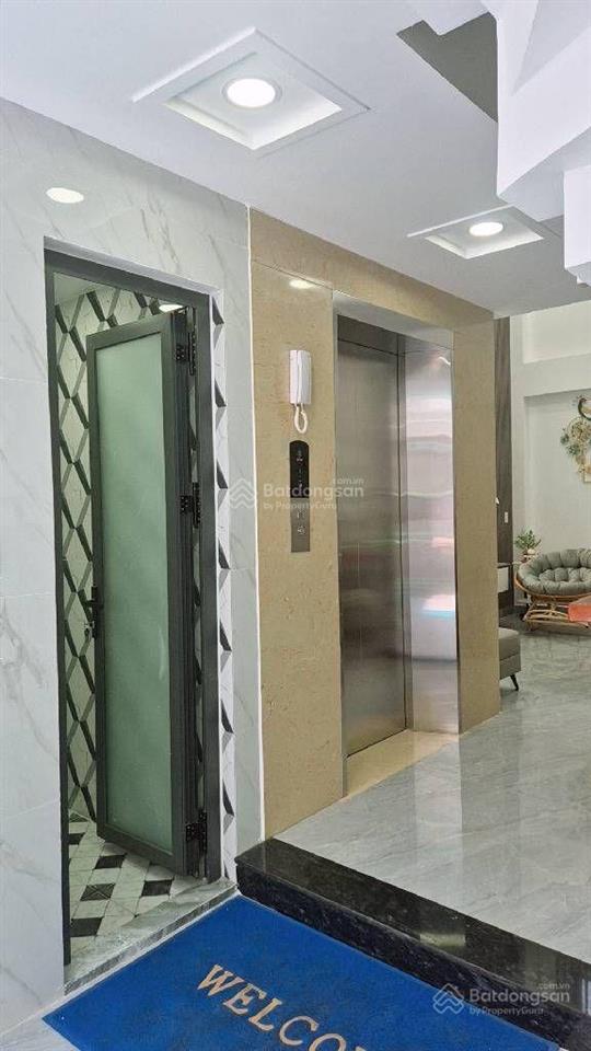 5 lầu (thang máy) nguyễn tư giản  hẻm xe hơi