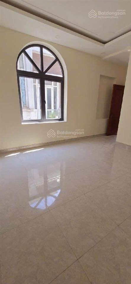 Hẻm xe hơi  hoàng bật đạt  4 lầu chỉ 6 tỷ xíu  tân bình
