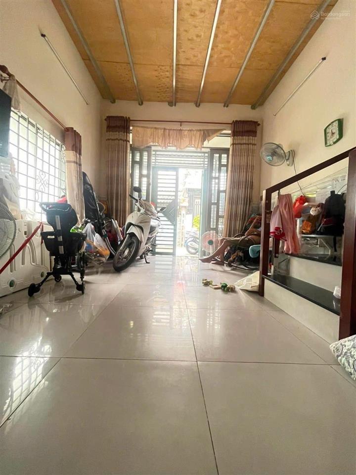 Xe hơi tới cửa  hẻm thông rộng  tân chánh hiệp quận 12 .gần đh gtvtgần dương thị mười chỉ 3,6 ty