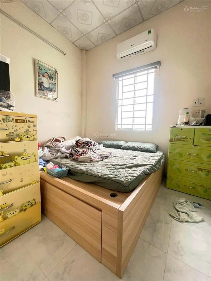Xe hơi tới cửa  hẻm thông rộng  tân chánh hiệp quận 12 .gần đh gtvtgần dương thị mười chỉ 3,6 ty