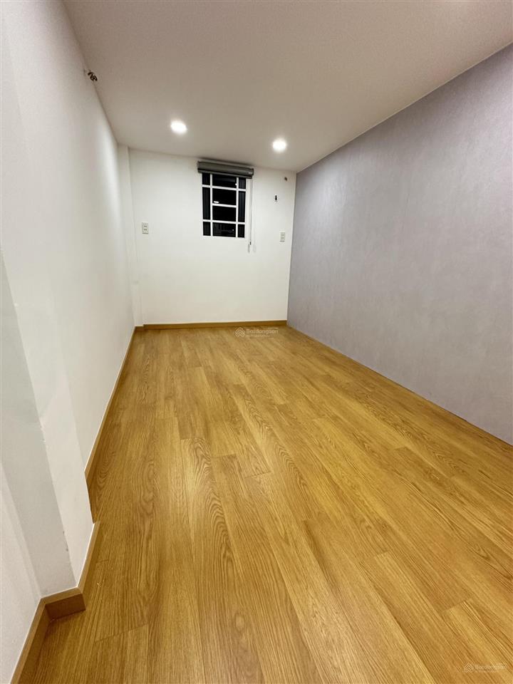 Bán nhà hẻm ôtô 7 chỗ. vài chục met ra nguyễn ảnh thủ ngang hiếm 5,5 m shr gần 40m2. chỉ 3,268 tỷ