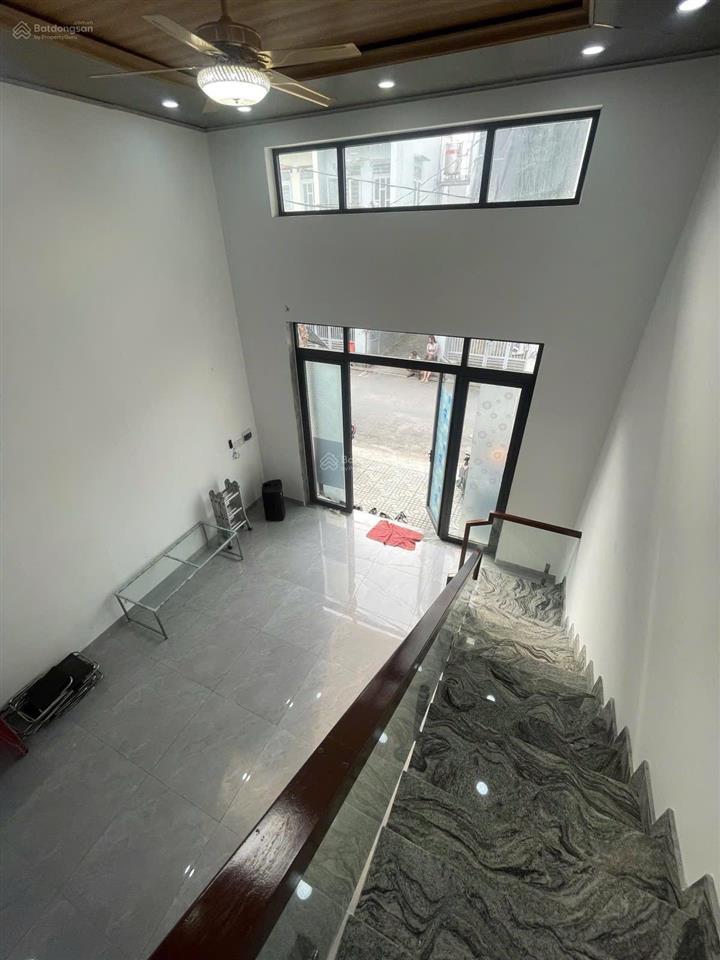 Mặt tiền hẻm 6m lê văn khương, ngay chợ thiếc hiệp thành q12. diện tích khủng 5m*17m. giá 6,5 tỷ
