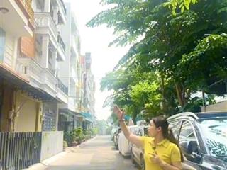 Xe tải đậu cửa nhà mới 4 tầng khu nhà lầu cao cấp lê văn khương  thông hiệp thành 13  quận 12