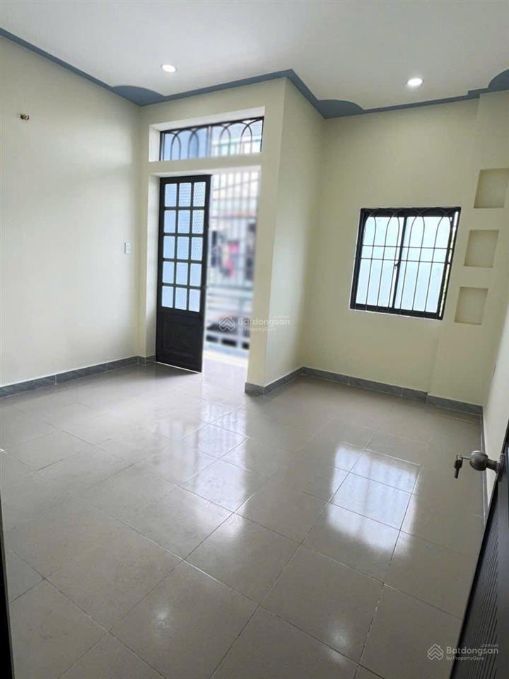 Bán nhà gò dầu lê liễu, 4x18m, 2 tầng, 68m2, 5p ra siêu thị aeon