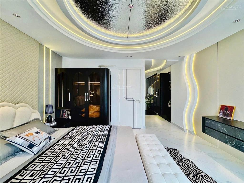 Xuất cảnh bán nhà hẻm xe hơi phạm đình hổ, 63m², 4 tầng btct, có sân thượng, 4pn, gần chợ bình tây