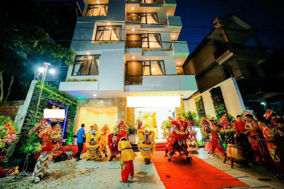 Bán nhà mặt phố tại đường phạm văn đồng, phường vĩ dạ, huế giá cực chất 16,5 tỷ, 161m²