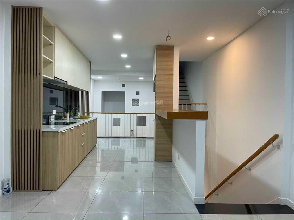 Nhà khu compound quận 6, an ninh, tiện nghi, cao cấp. nhà 5 tầng  khu nhà cao cấp 0939 368 ***