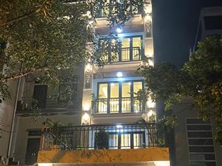 Chính chủ bán nhà 80m2, mt 4.5m xây 6 tầng hoàn thiện đẹp, có gara có thang máy.  0862 265 ***