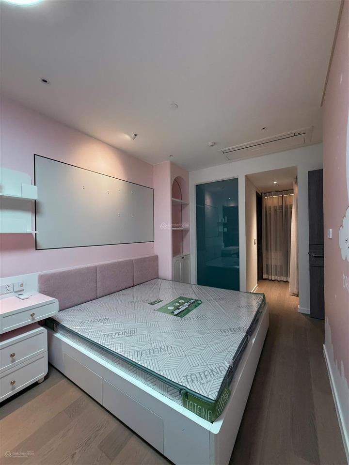 Louis bán 2pn view hoa hậu diện tích rộng 81m2  the opera  giá 36 tỷ