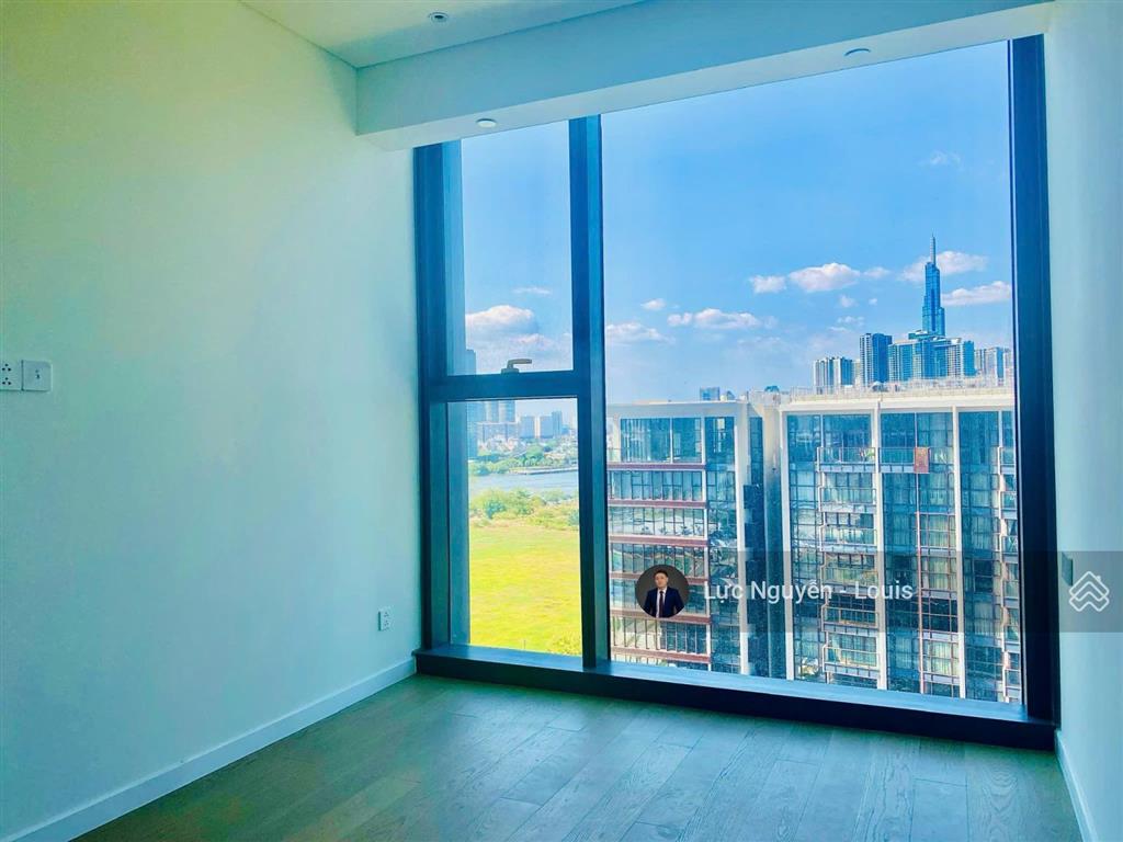Louis bán 2pn view sông sài gòn, grand marina sẵn sổ hồng  the opera  giá 30,9 tỷ