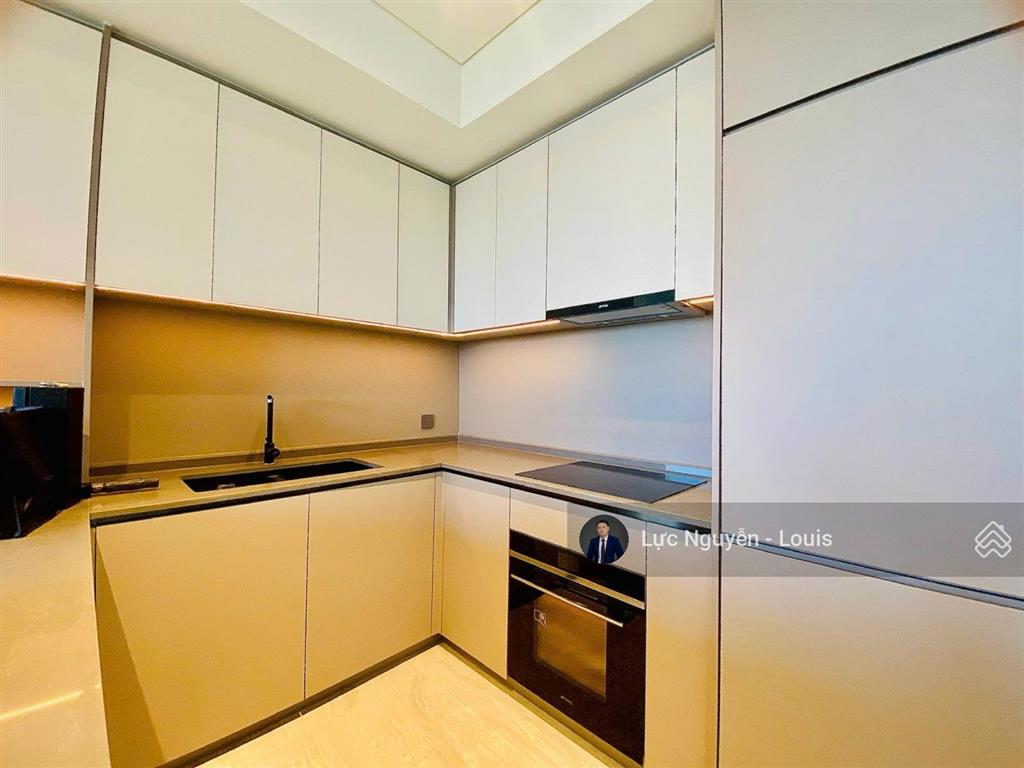Louis bán 2pn view sông sài gòn, grand marina sẵn sổ hồng  the opera  giá 30,9 tỷ