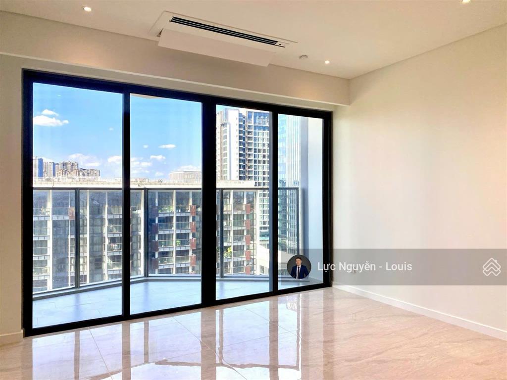 Louis bán 2pn view sông sài gòn, grand marina sẵn sổ hồng  the opera  giá 30,9 tỷ